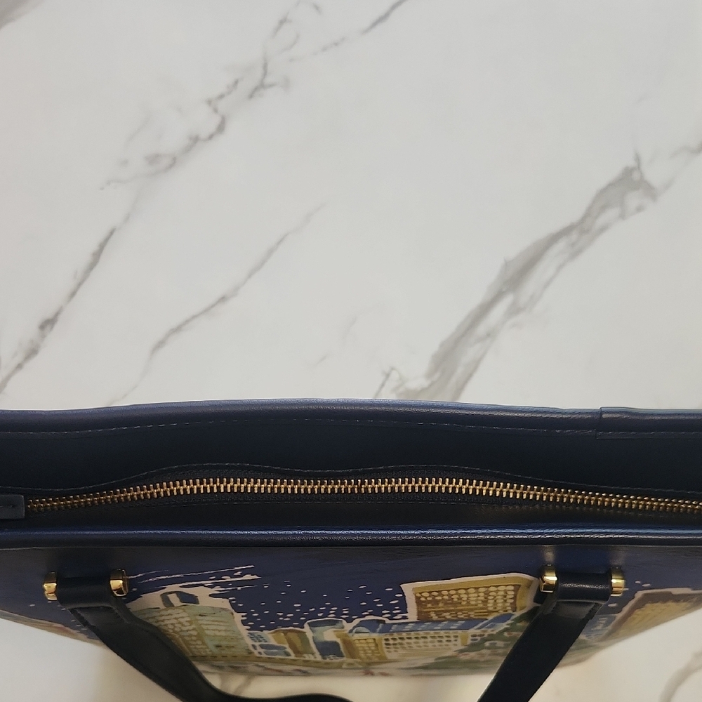 Stylish Blue Cityscape Tote Bag - Picture 6 of 8
